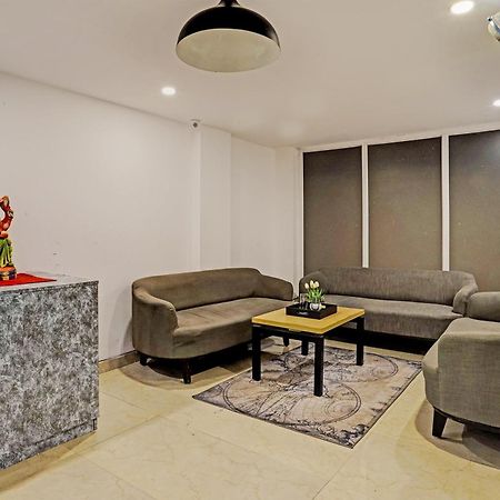Super Townhouse Sector 57 Near Bestech Central Square Mall Gurgaon Exterior foto