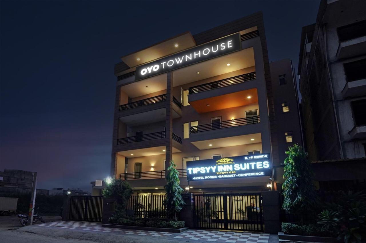 Super Townhouse Sector 57 Near Bestech Central Square Mall Gurgaon Exterior foto